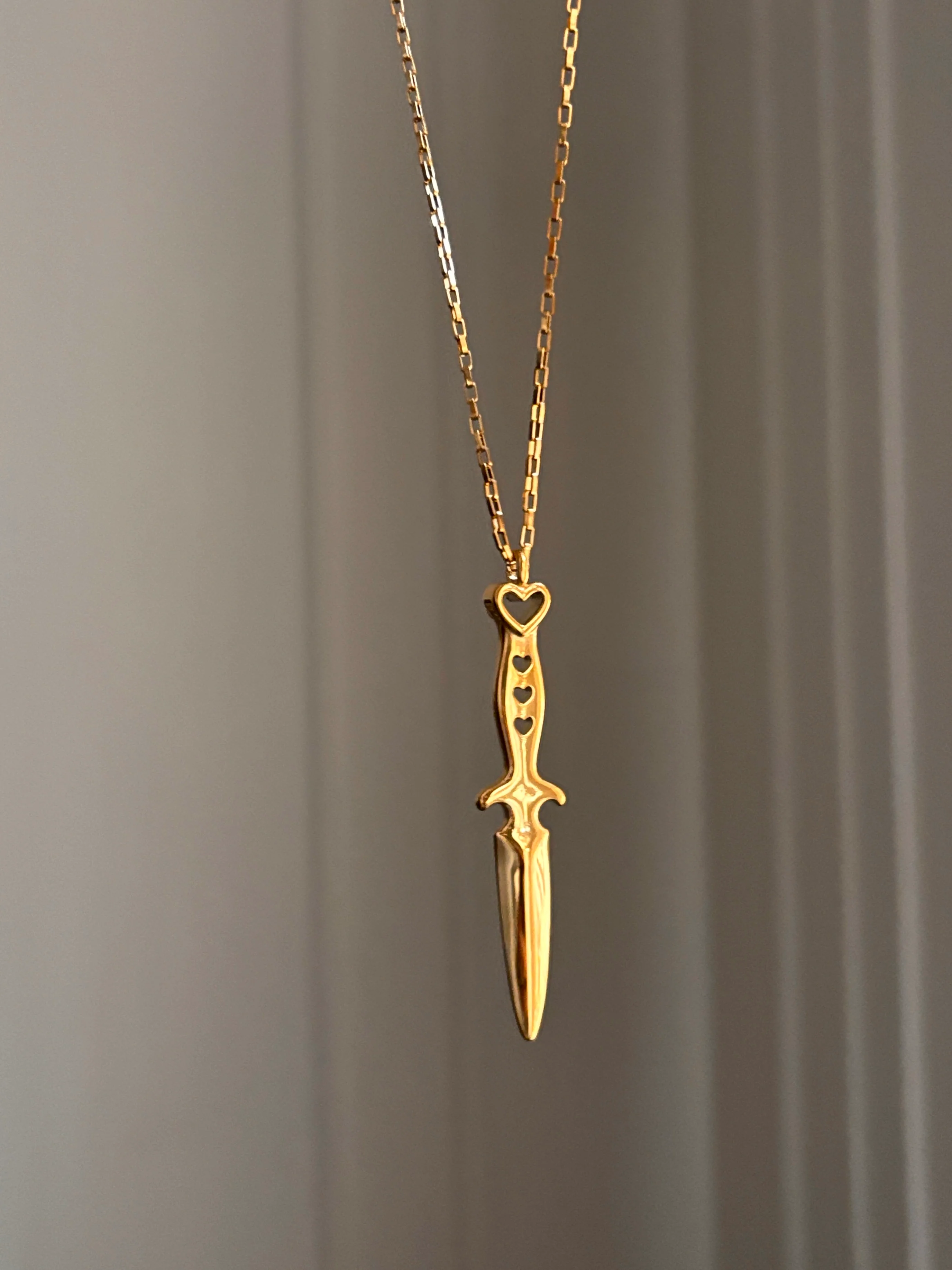 Shuriken Necklace - Image 4