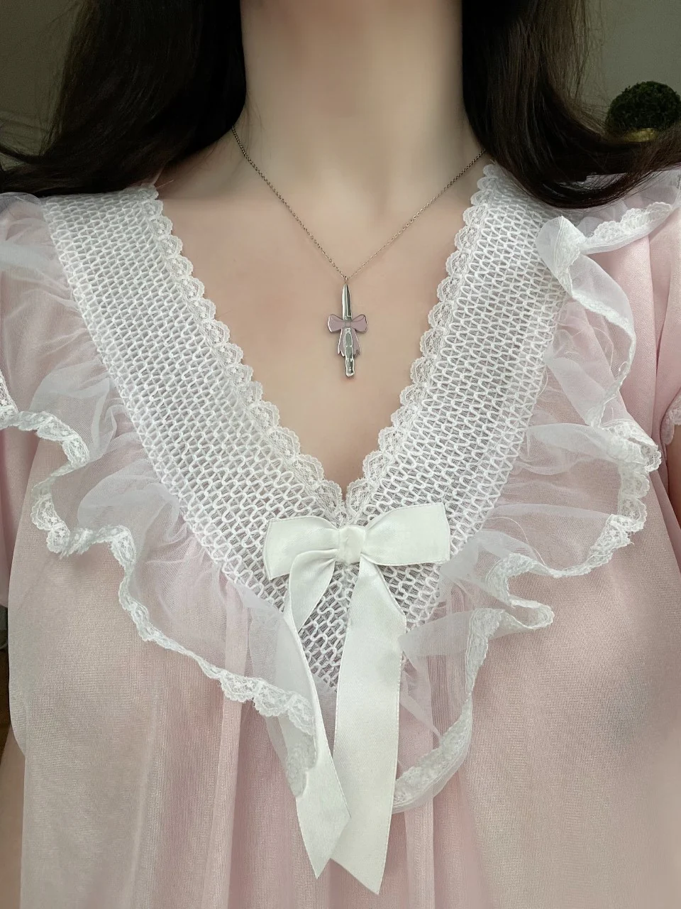 Bow Blade Necklace - Image 3