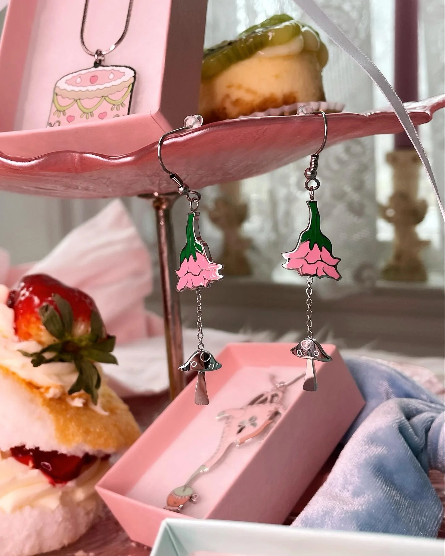 Mushroom Earrings - Image 4