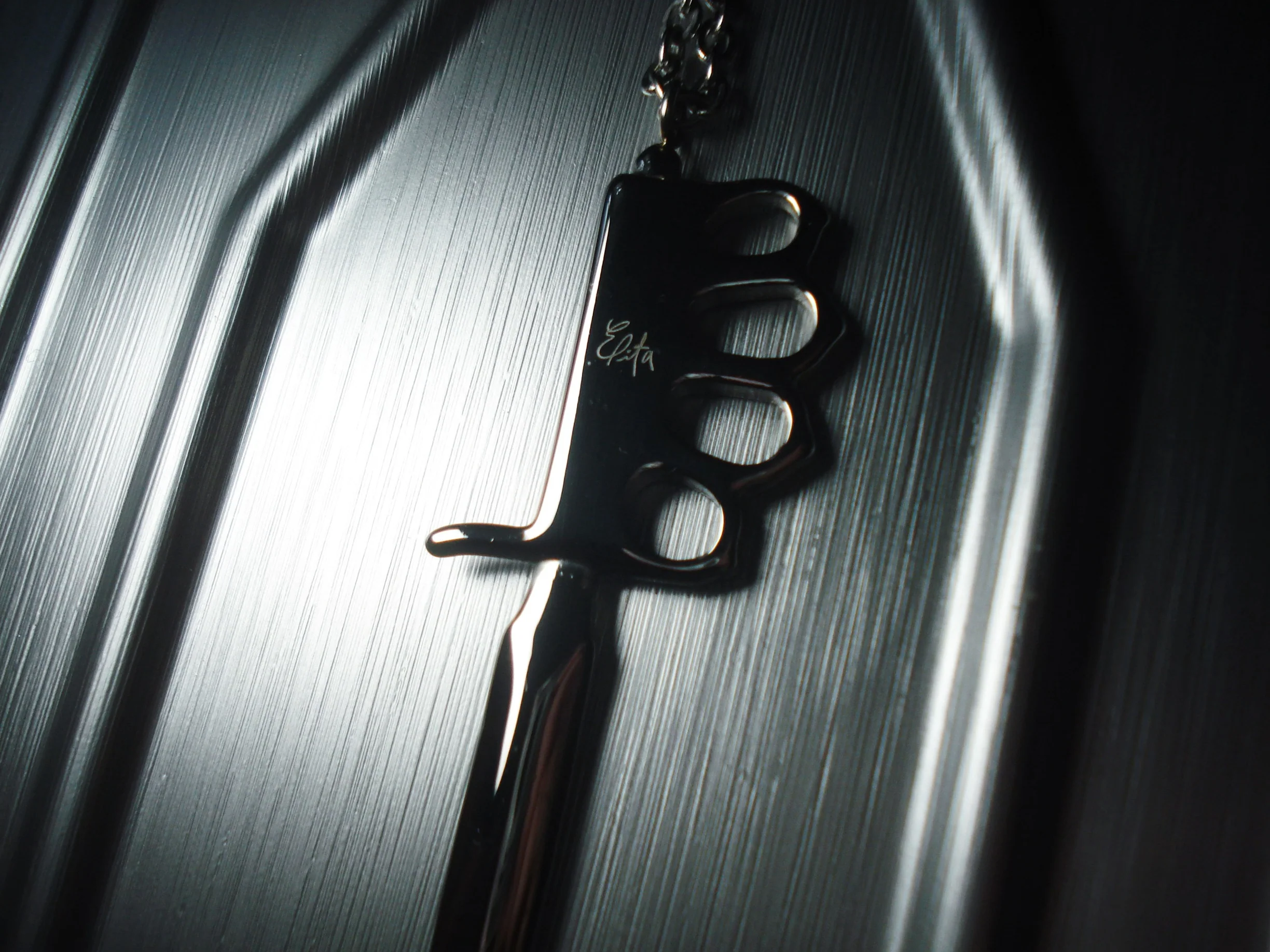 Trench Knife Necklace - Image 2